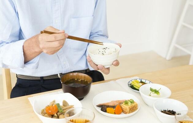 日常健康飲食中，葷素食如何搭配？
